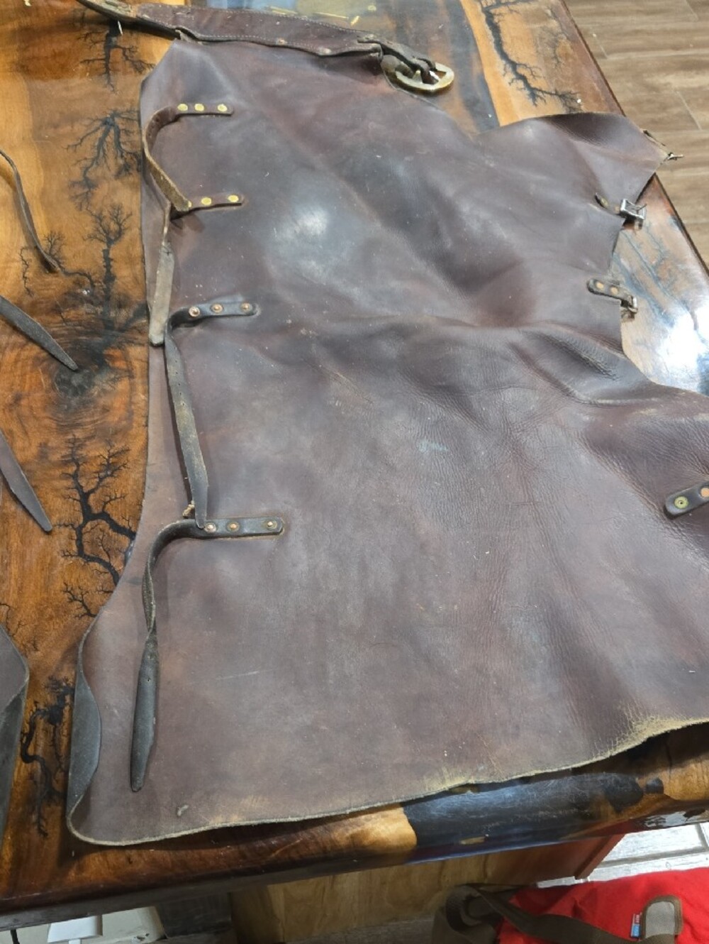 Brown Leather Work Chapps In Good Condition. - Picture 2 of 9